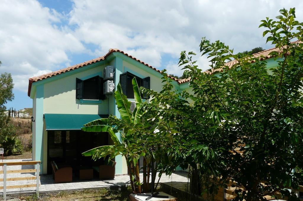 Villa Emmanouela Xi Beach Eksteriør billede